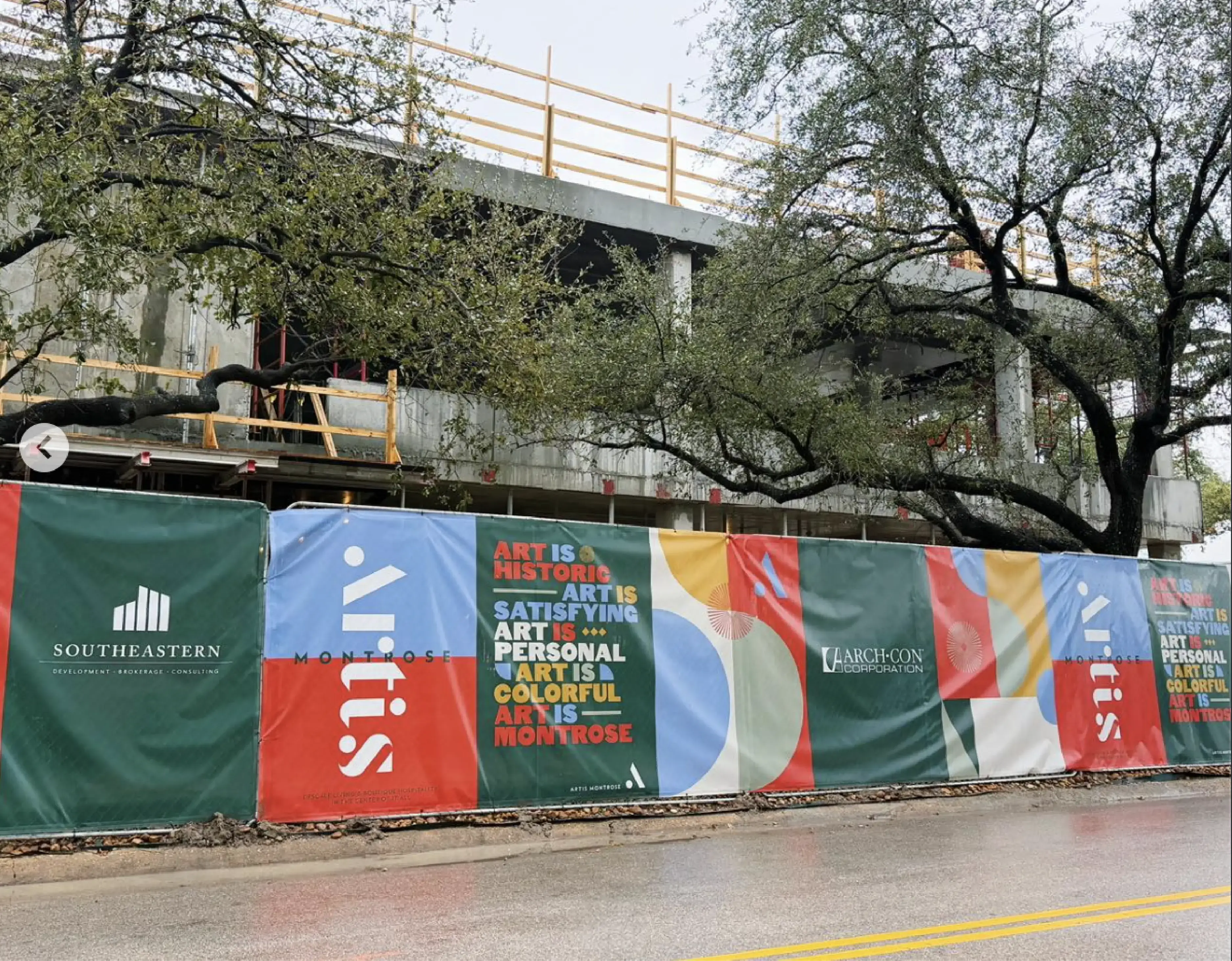 Artis Montrose Multifamily Construction Fencewrap