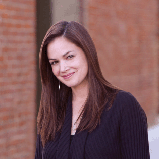 Amanda-OBrien-Headshot-Resized-for-Website2